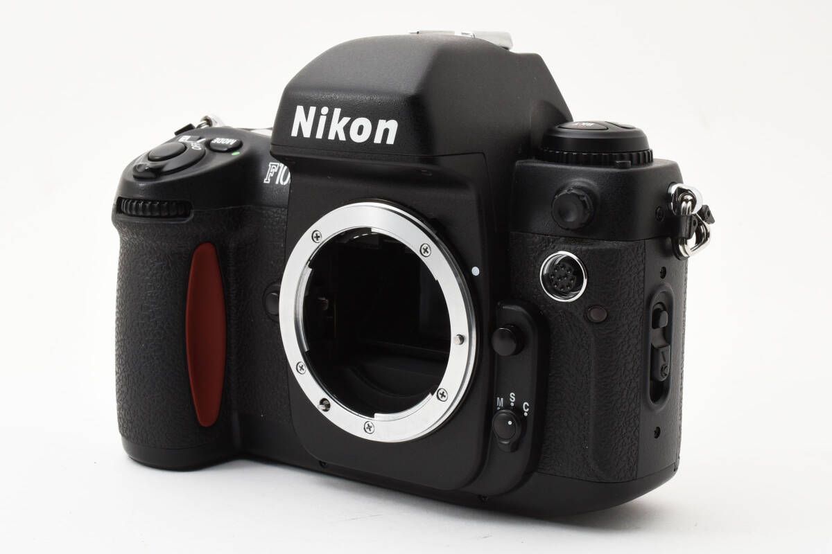 【極上品】 ニコン Nikon F100 極上品！ Nikon ニコン F100 ボディ フィルムカメラ