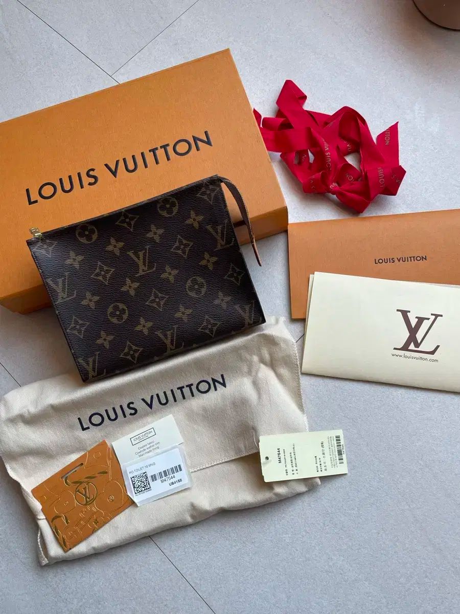 ルイ・ヴィトン ポッシュ トワレット 19 レディース Louis Vuitton(ルイヴィトン) ポシェット トワレット 19 LOUIS VUITTON