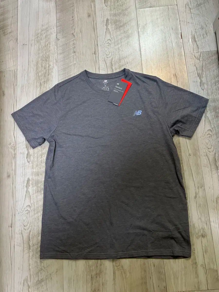 110 New Balance(ニューバランス) メンズ ヘルステック 半袖Tシャツ