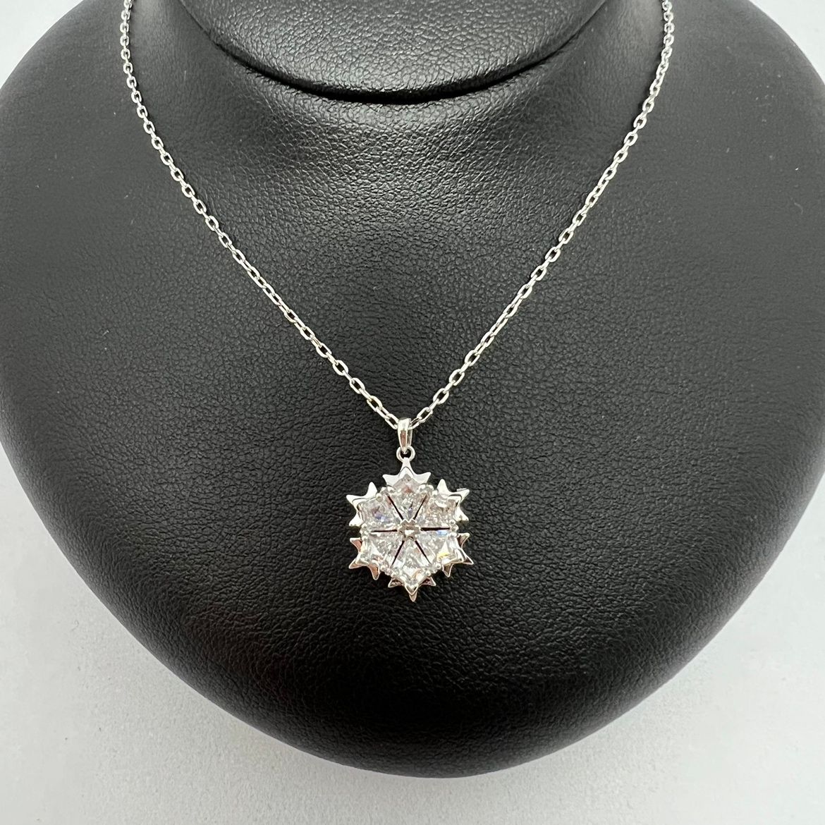 希少】IKUO PARIS イクオ パリ 一森育郎 ネックレス シルバーカラー