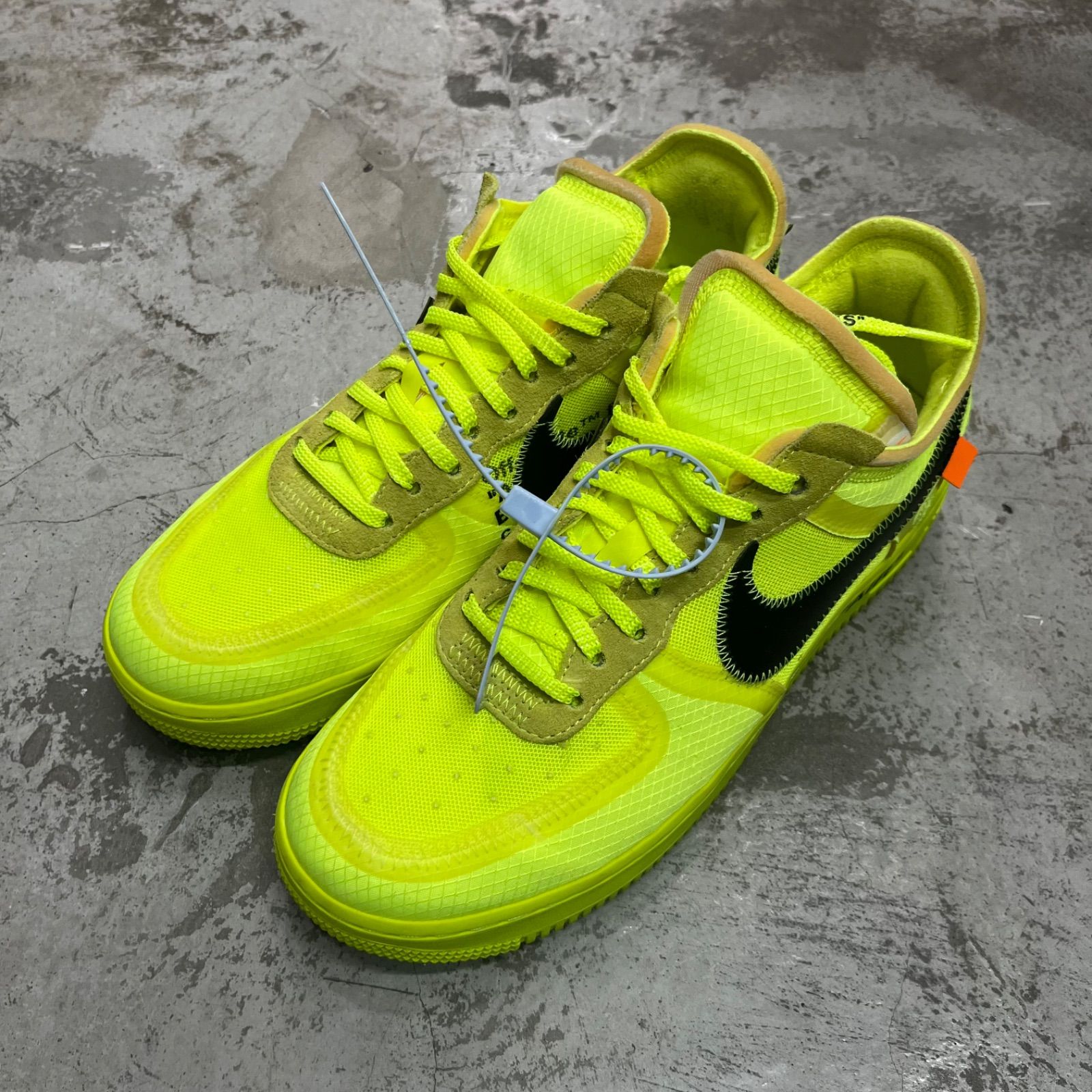 Off-White Nike Air Force 1 Low Volt コラボ エアフォース スニーカー 