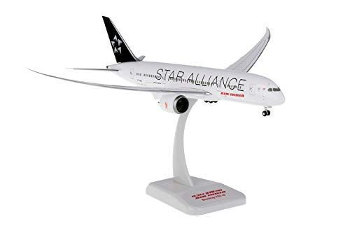 hogan wings（ホーガンウイングス） 1/200 ボーイング 787-8 エアインディア スターアライアンス塗装 飛行姿勢