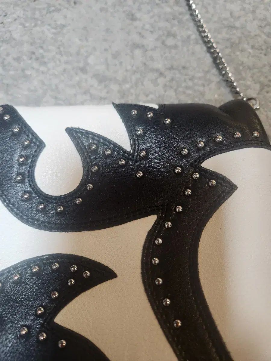 チェーンクロスバッグ