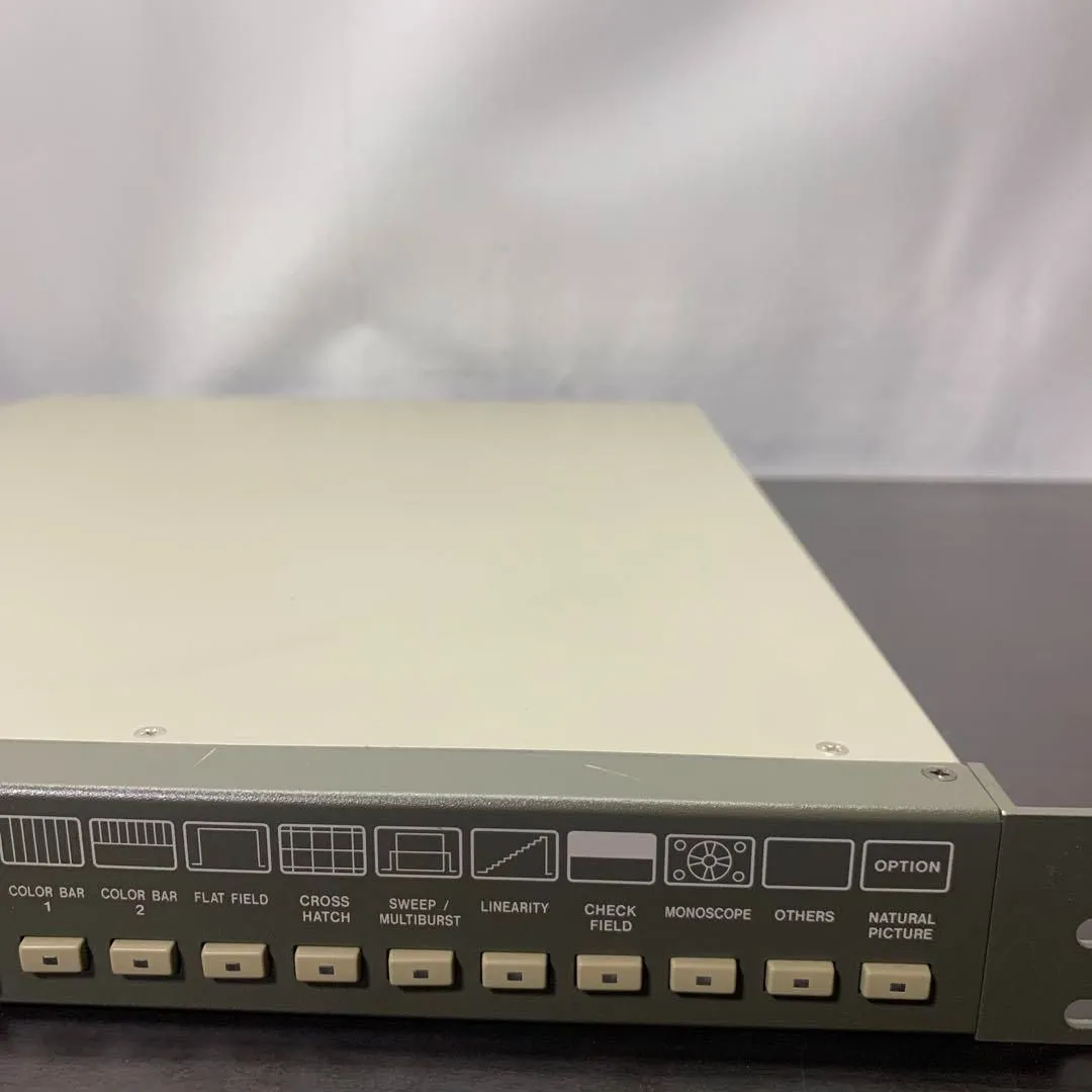 LEADER LT 443D マルチフォーマットビデオジェネレーター