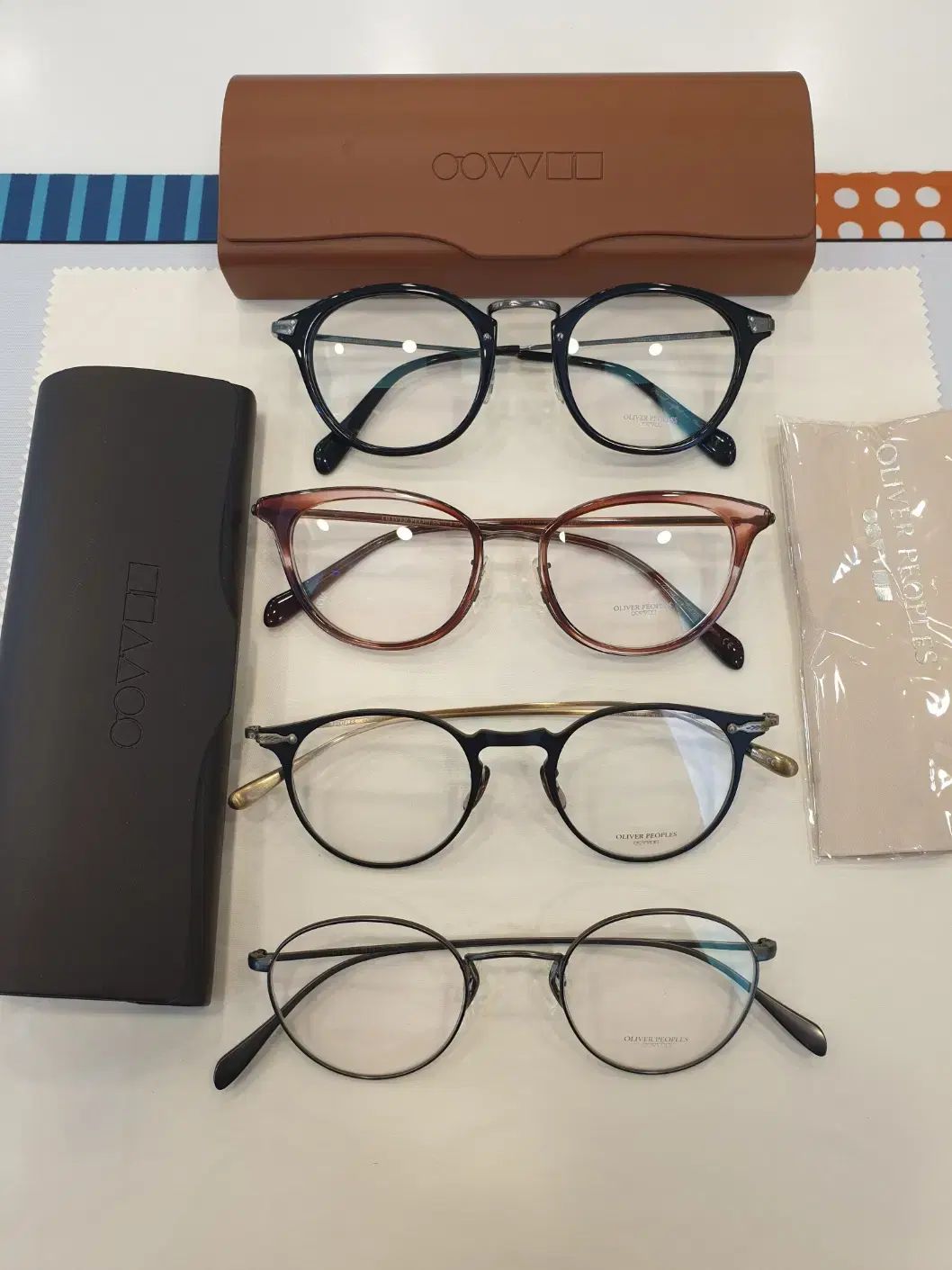 OLIVER PEOPLES オリバーピープルズ メガネ 実際に着用していない 正規品 します