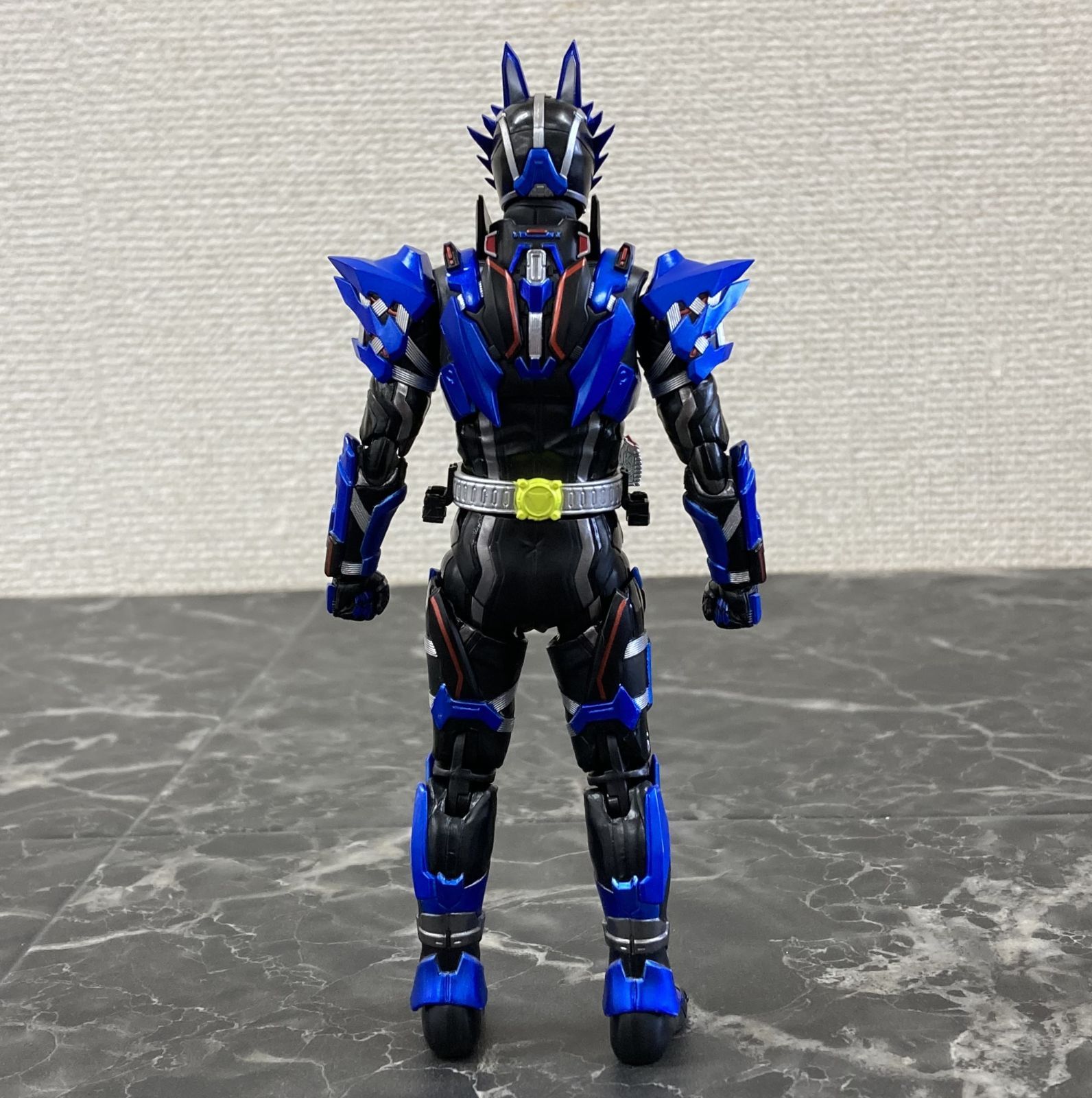 S.H.Figuarts 仮面ライダーバルカン ローンウルフ 【公式通販】
