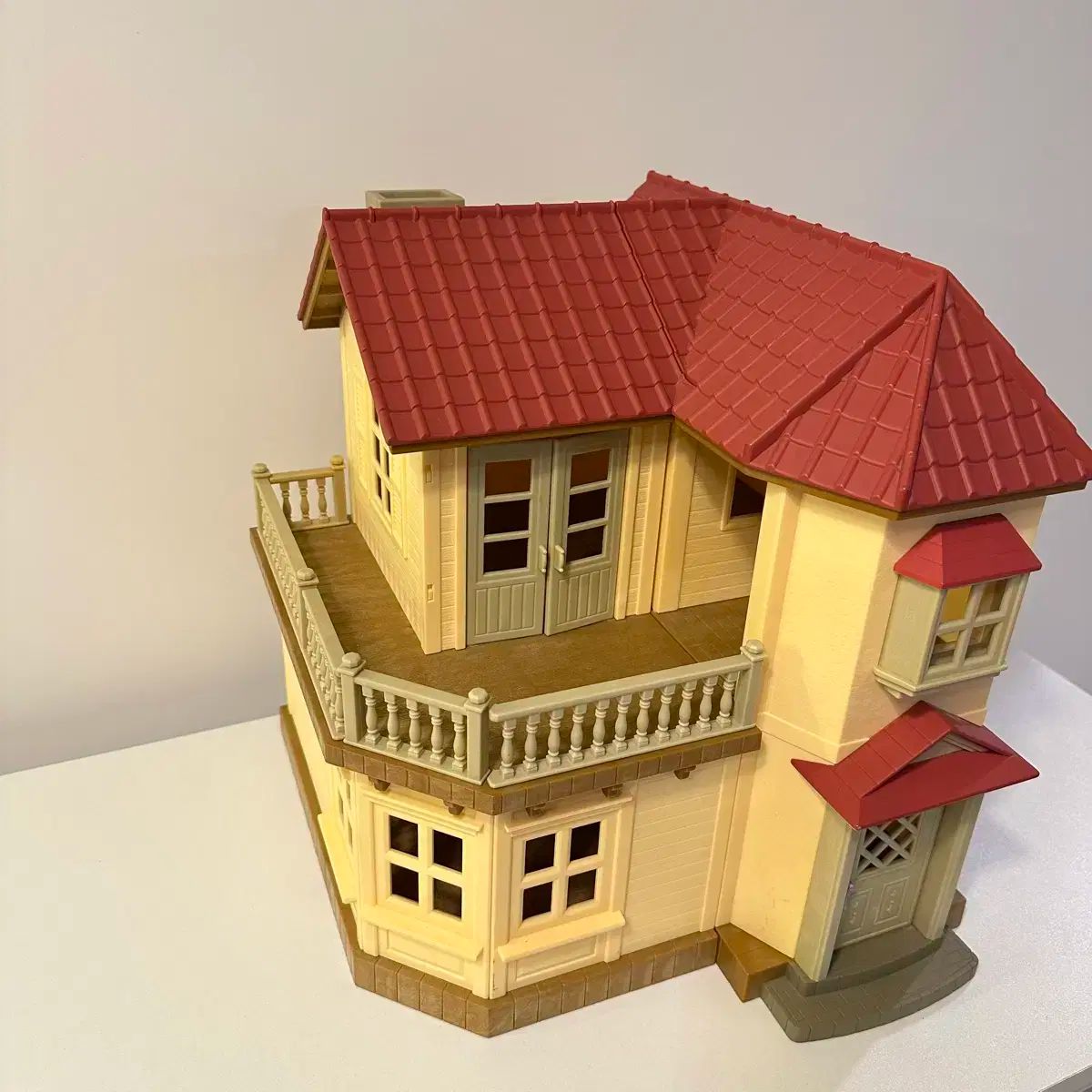 シルバニアファミリー 二階建ての家