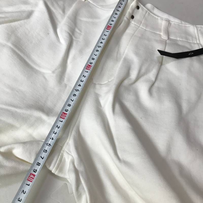 パンツ ホワイト