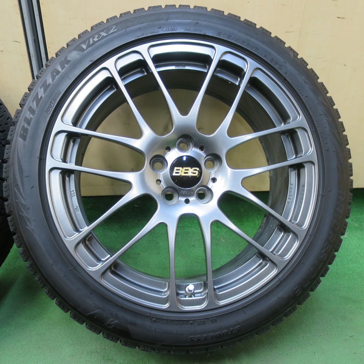 【最安値挑戦】 バリ溝 キレイ 9分 プリウス 86 BRZ 等 BBS RE-L2 RE5010 鍛造 215 45R17 スタッドレス ブリヂストン ブリザック VRX2 17インチ PCD100 5H 5092904イス