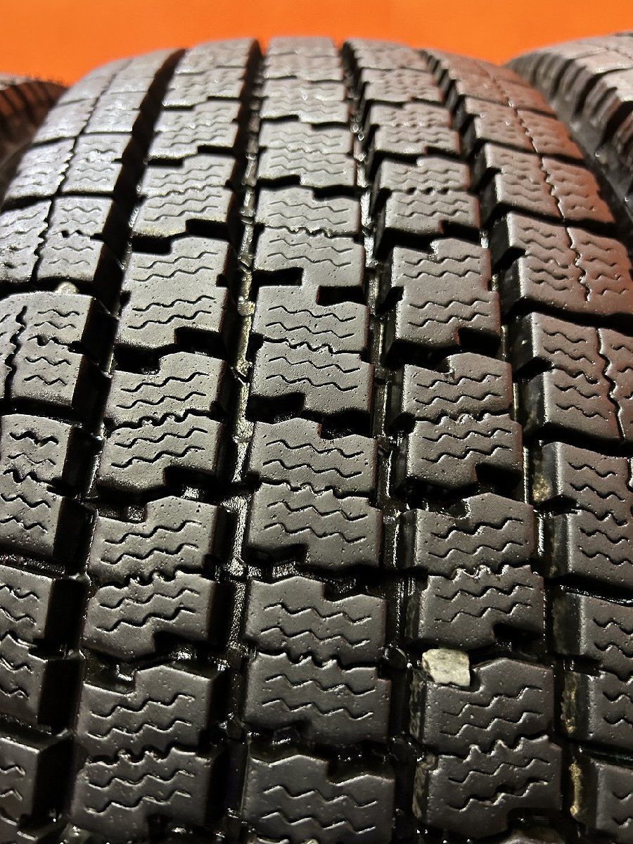 TOYO DELVEX M935 205/70R17.5 115/113N LT 17.5インチ ライトトラック