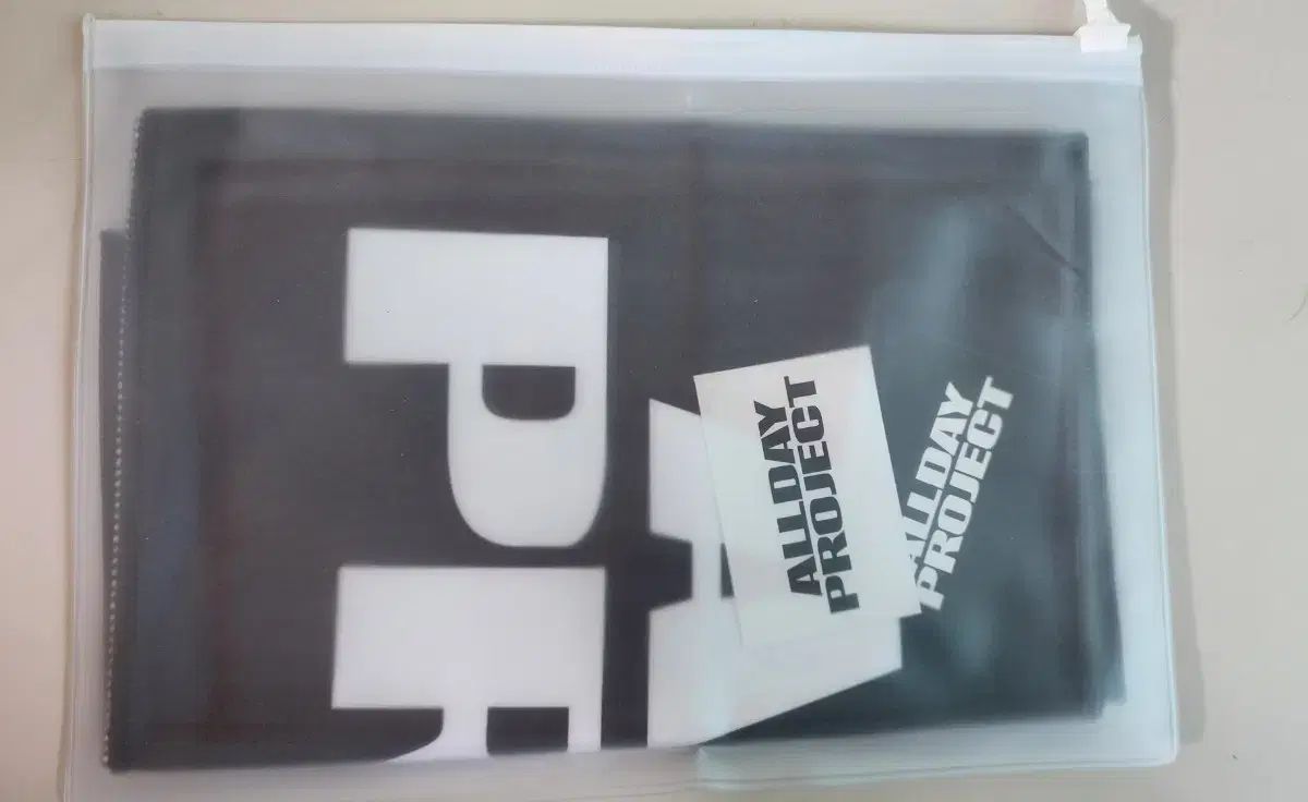ALLDAYPROJECT スローガン　サノク　未開封 出品 (未開封) オールデイプロジェクト FAMOUS 公開番組 サノク