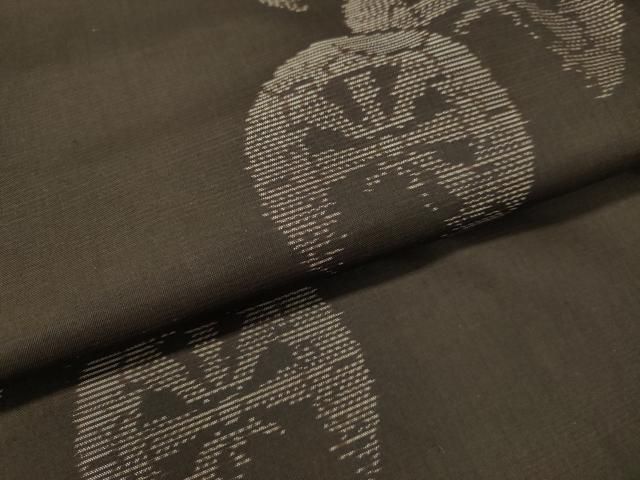 平和屋着物●本場大島紬　地空き　片輪車　やまと誂製　正絹　逸品　DAAS2164tw 平和屋着物○本場大島紬 地空き 片輪車 やまと誂製 正絹 逸品