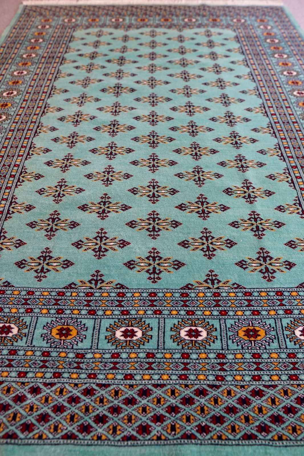 180×129cm