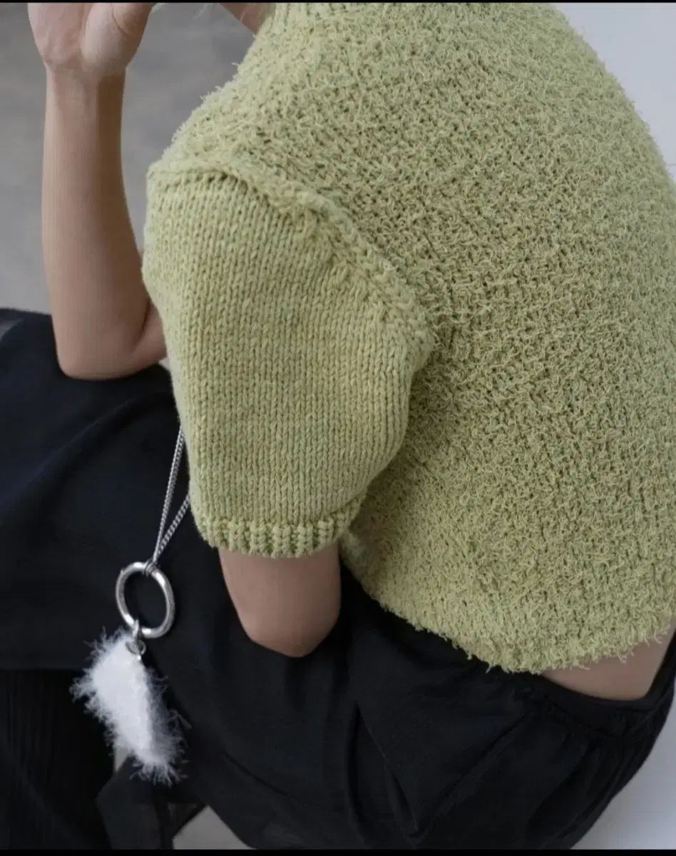 トライアングルロゴ プリーツ