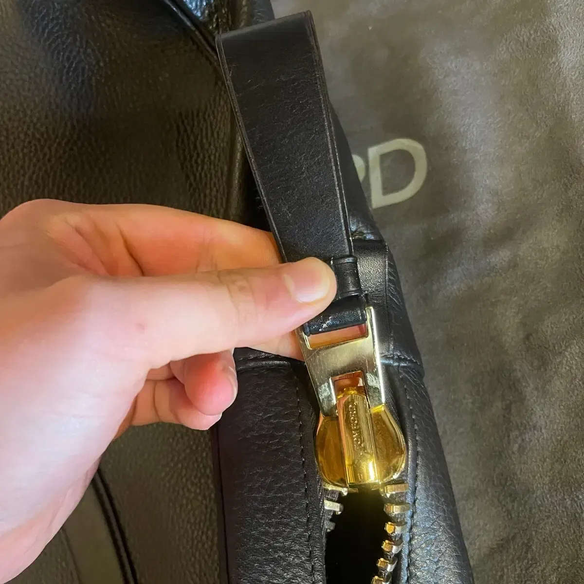 2025年最新】TOM FORD メンズ ビジネスバッグの人気アイテム - メルカリ