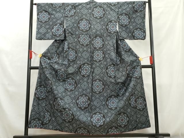 平和屋着物□本場村山大島紬 正倉院花唐草文 正絹 逸品