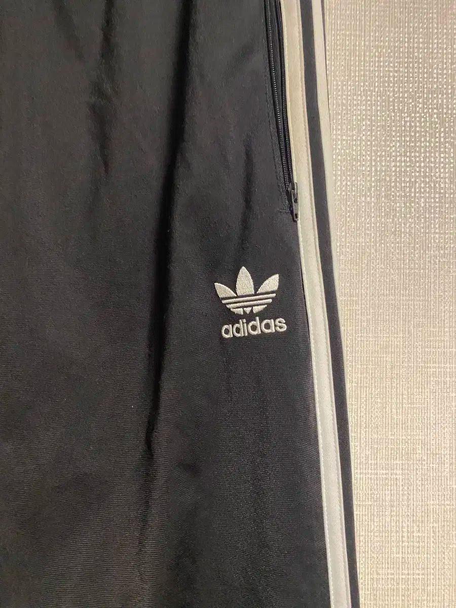 アディダス 3本線 トレーナー ズボン ブラック DECORATOM_COM_BR