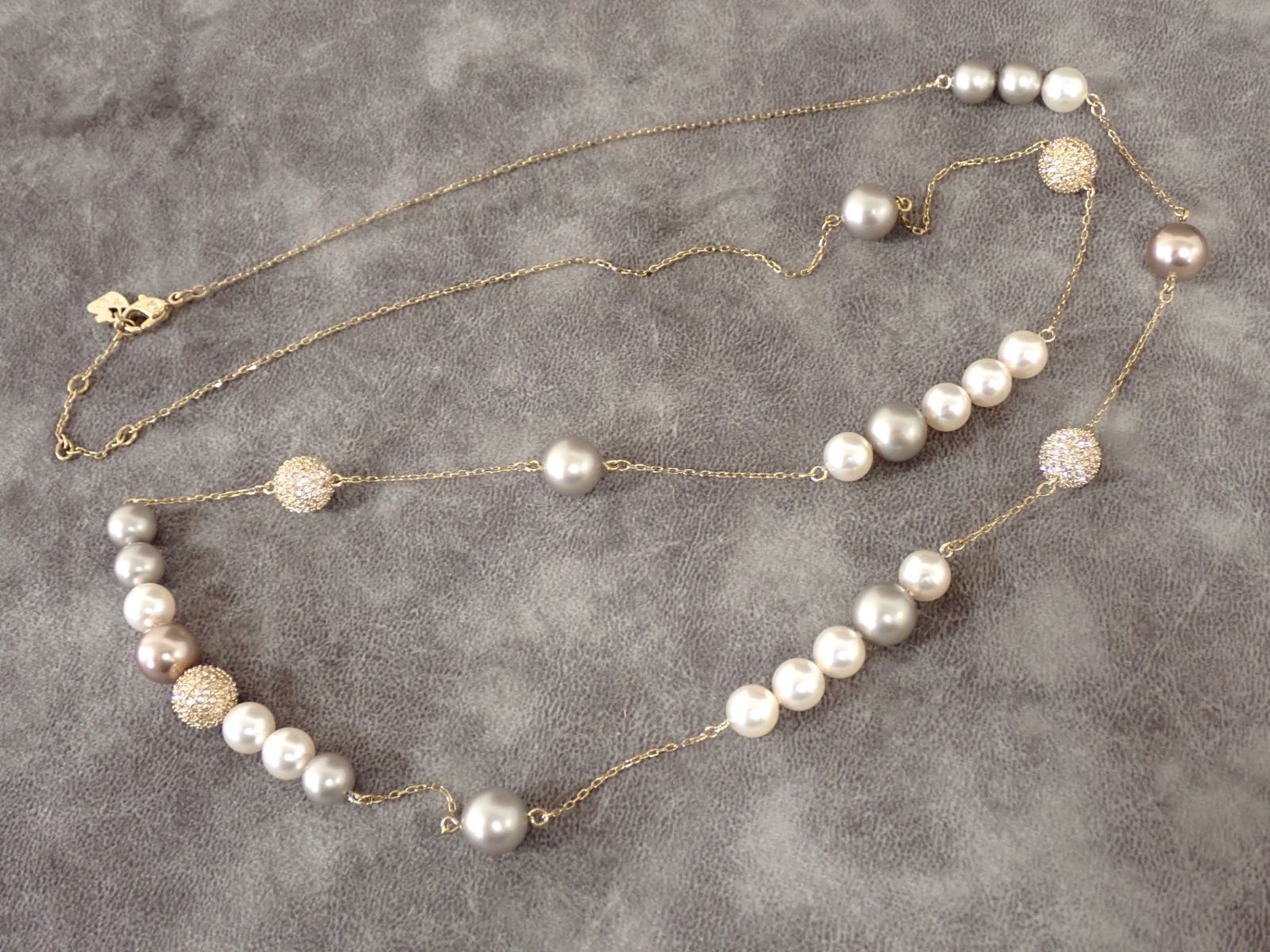 美品 Swarovski スワロフスキー パールネックレス パール 箱付き 参考