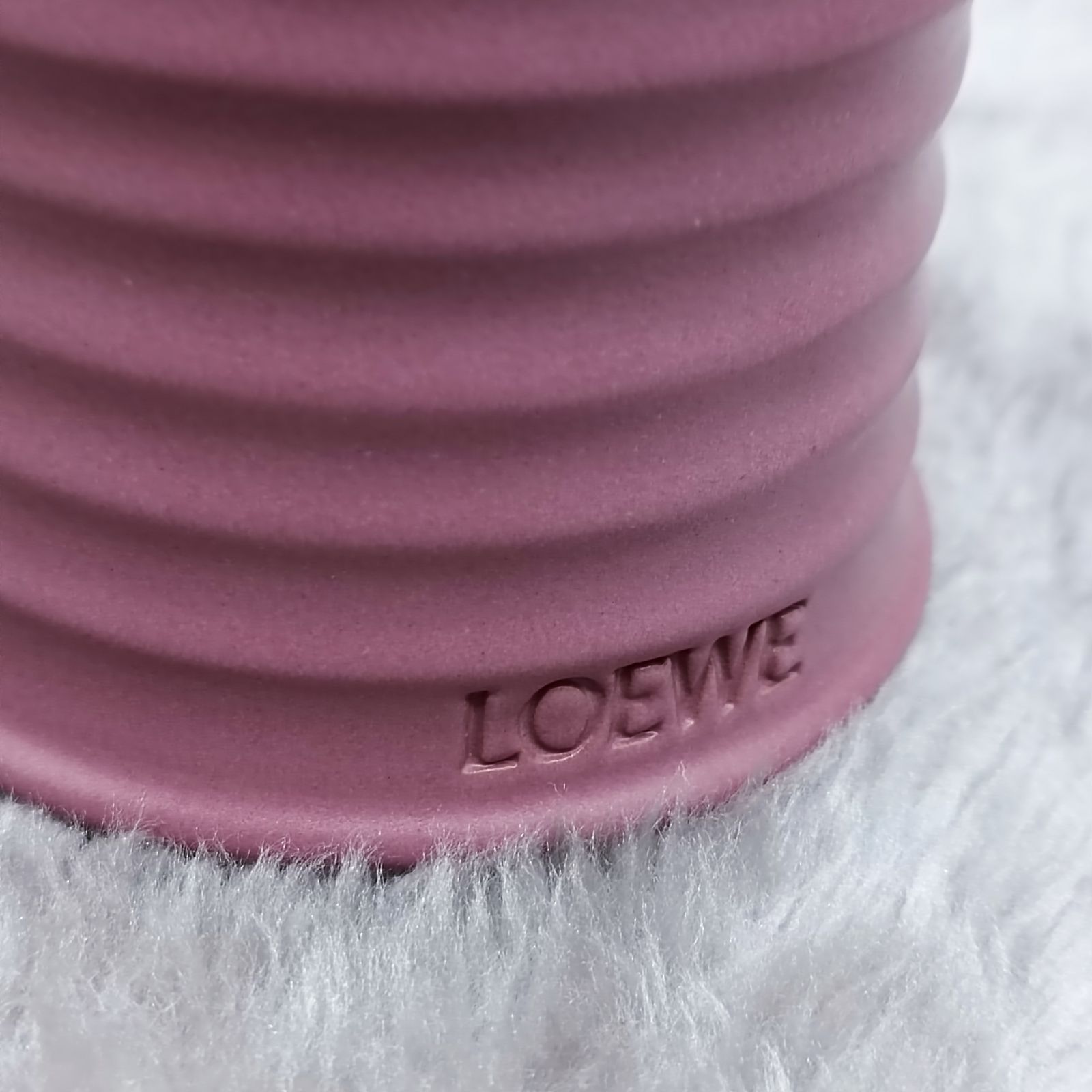 新品未使用　LOEWE アロマキャンドル アイビーの香り S LOEWE 》 ☆未使用☆ ロエベ アロマキャンドル アイビー 170g