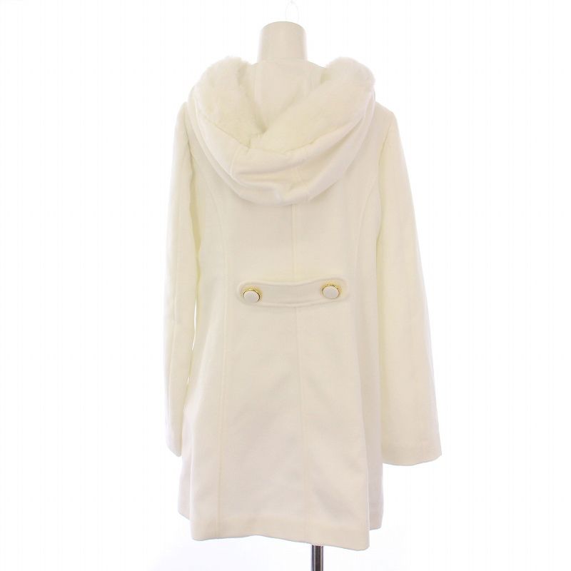CECIL McBEE セシルマクビー　ホワイト ダッフルコート CECIL McBEE ホワイト ダッフルコート