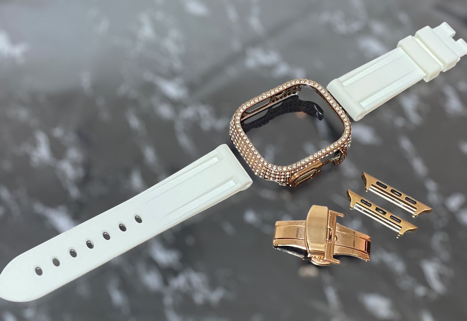 ローズ　ホワイト　ultra用　49mm アップルウォッチ　ケースカバーApple Watch. Dラバーベルト ラバーバンド　キラキラカバー　ケース
