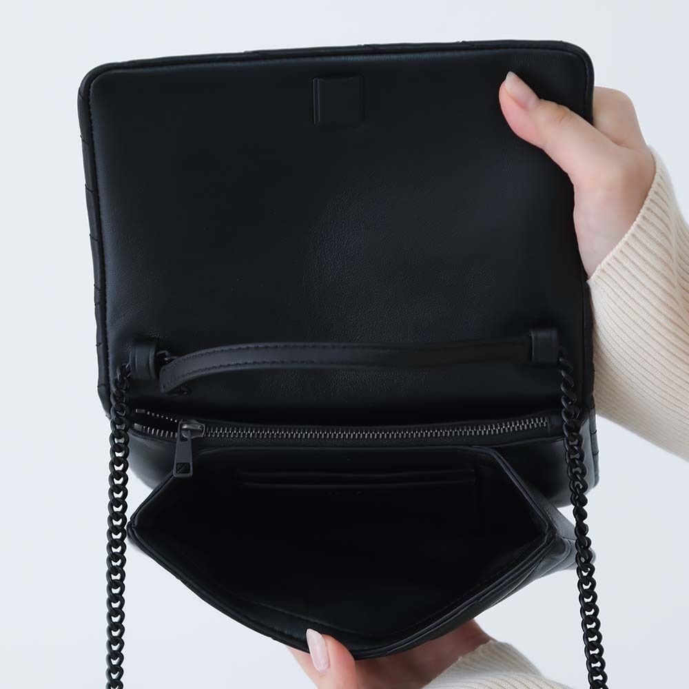 【美品】トリーバーチ＊ショルダーウォレット レザーブラック 新品 TORY BURCH トリーバーチ 161336 001 BLACK キラ
