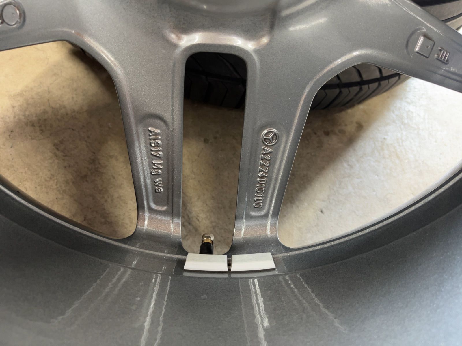 ベンツ Sクラス W222 純正品 バリ山 19インチ 4本セット TRITUETUBI_COM