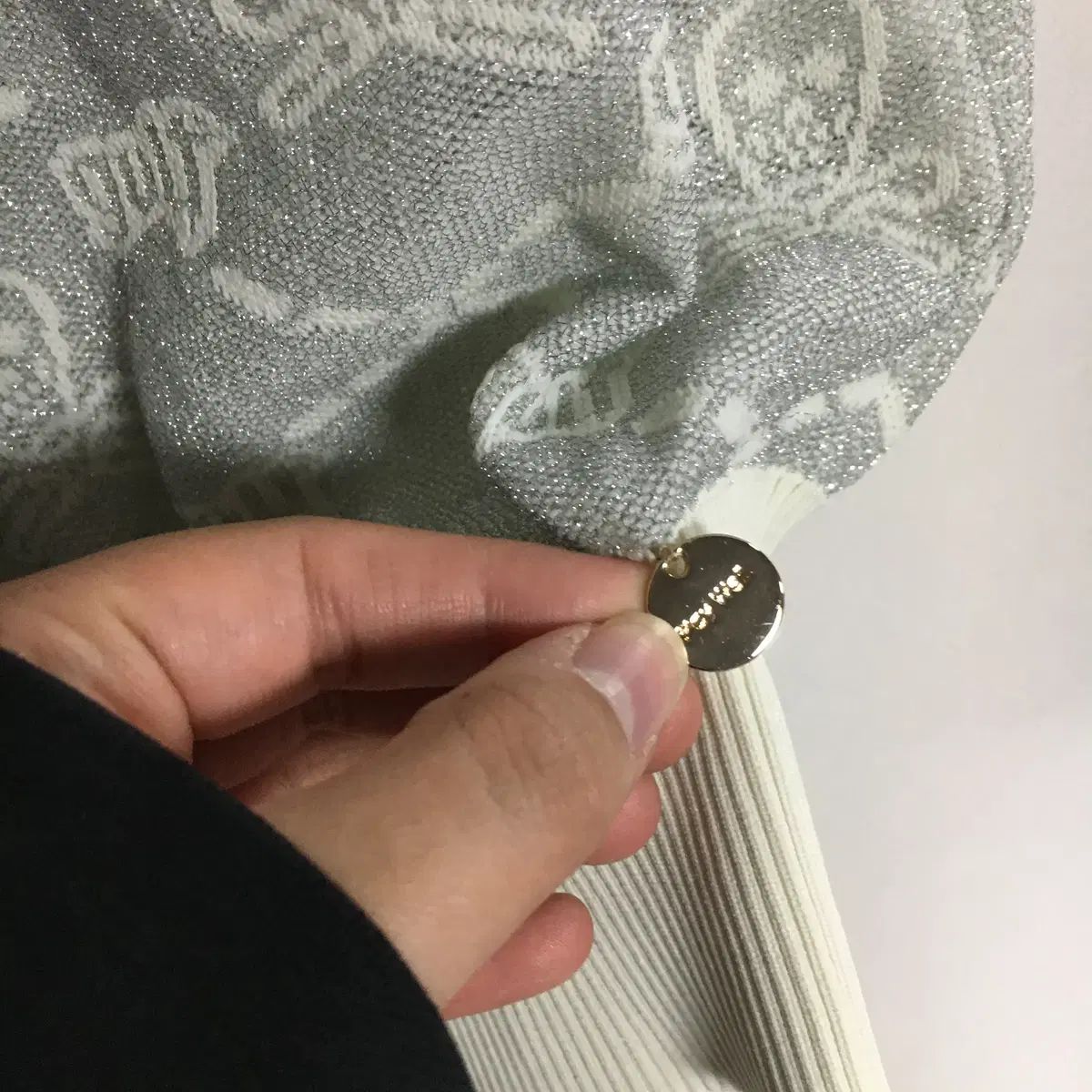 マークアンドロナ