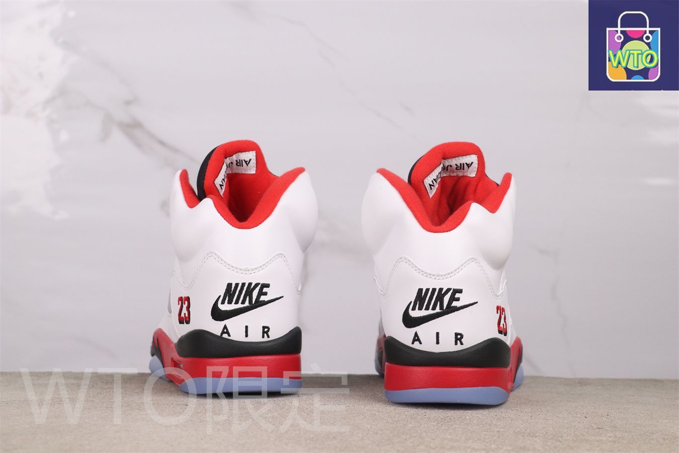 BT TF2さん専用　　エアジョーダン　スニーカー　未使用　27.5 US9.5 NIKE ナイキ AIR JORDAN 1 MID BRED TOE エアジョーダン1