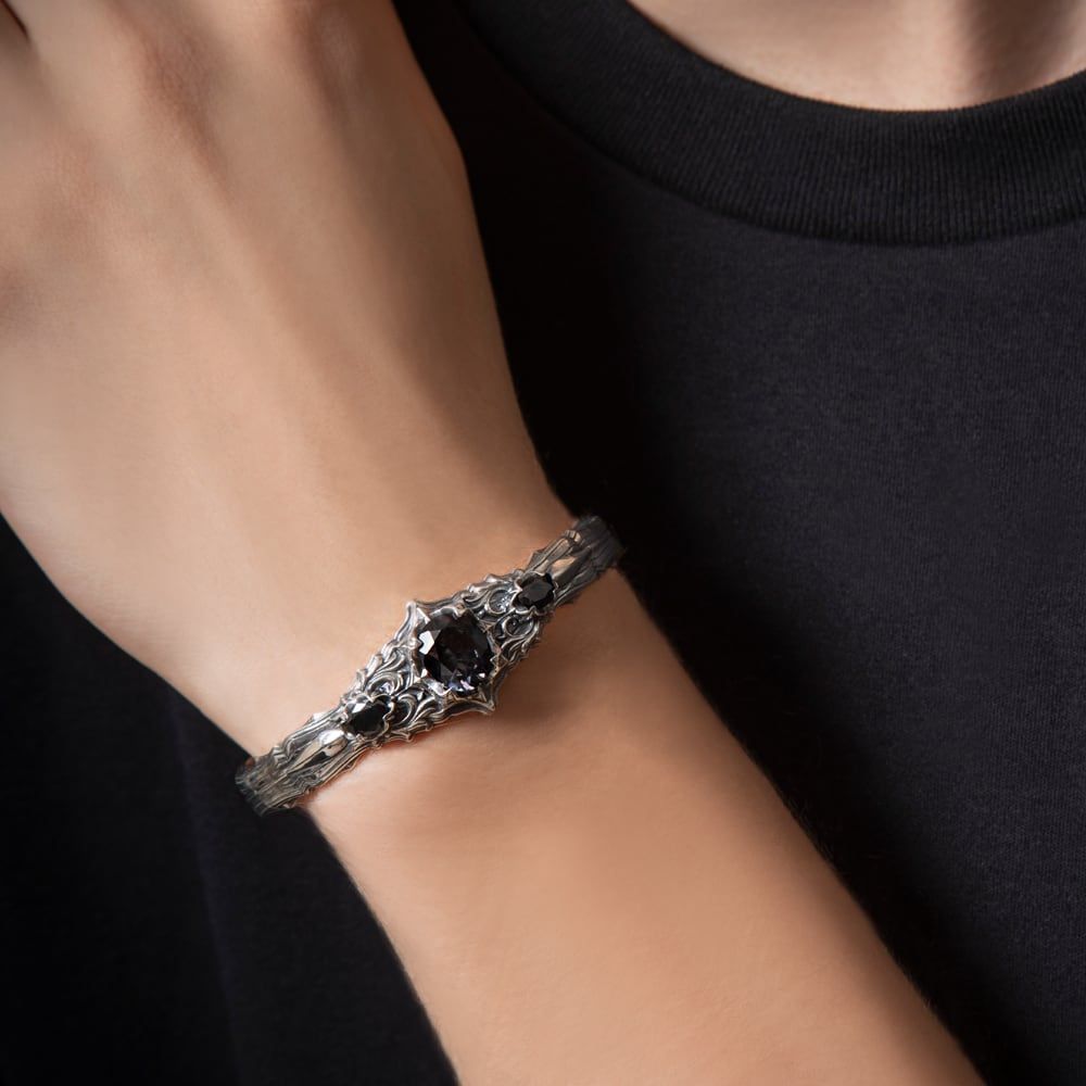 ブラックナイトバングル アルテミスクラシック シルバー ジュエリーブランド