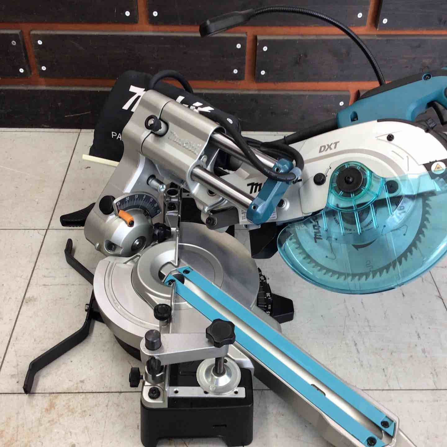 卓上スライドマルノコ