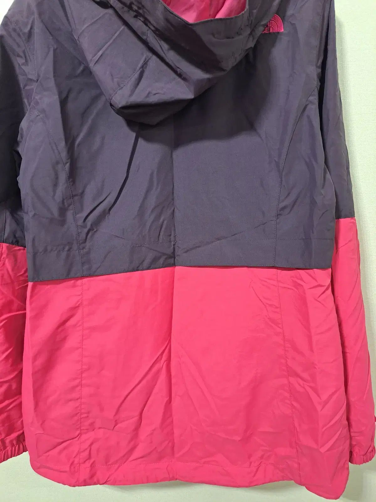 レディース ウィンドブレーカー