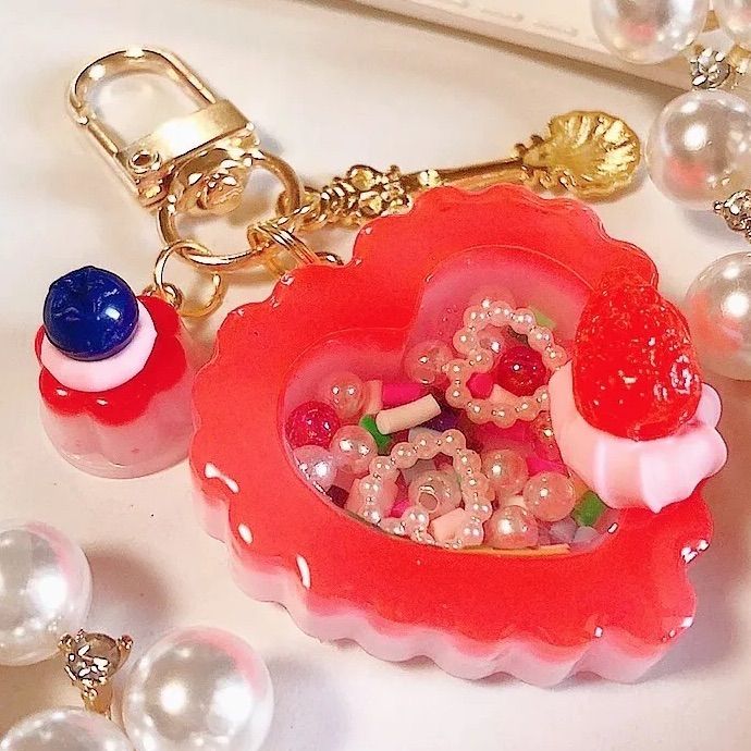 シャカシャカキーホルダー　バレンタイン限定❤︎イチゴロリポップシェイカー いちごハートロリポップ◇シャカシャカキーホルダー シェイカー