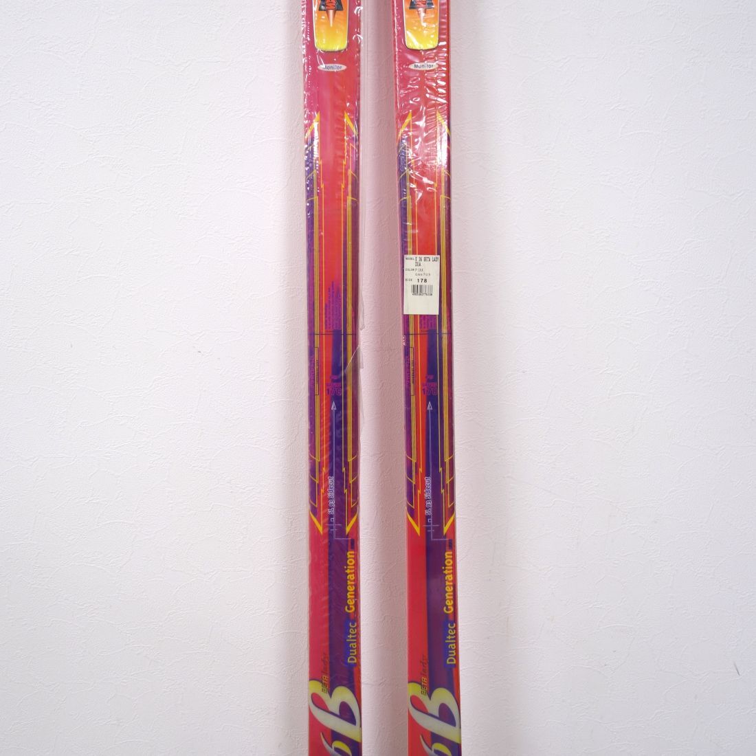 ROSSIGNOL - 未使用 ロシニョール ROSSIGNOL DUALTEC E36 BETA LADY 178cm センター 60ｍｍ スキー板 アウトドア 約1530ｇ(一本あたり) ROSSIGNOL - 未使用 ロシニョール ROSSIGNOL DUALTEC E36 BETA