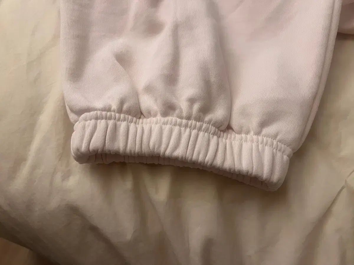 ピンク トレーニングパンツ