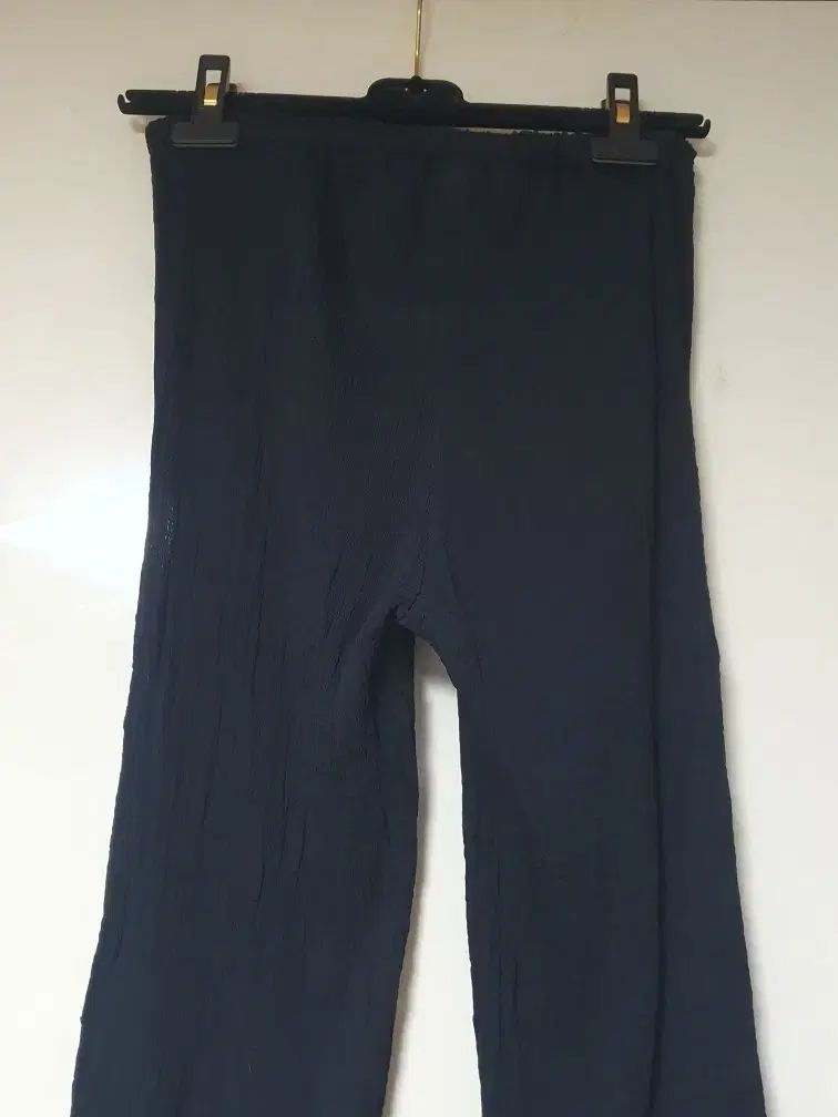☪ ビューティー ISSEY MIYAKE イッセイミヤケ me ISSEY MIYAKE クレープ パンツ