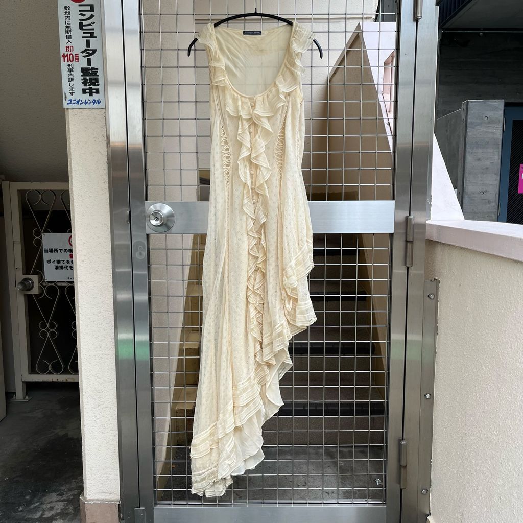 Alexander McQUEEN アレキサンダーマックイーン シンメトリーワンピース ホワイト 代官山A05