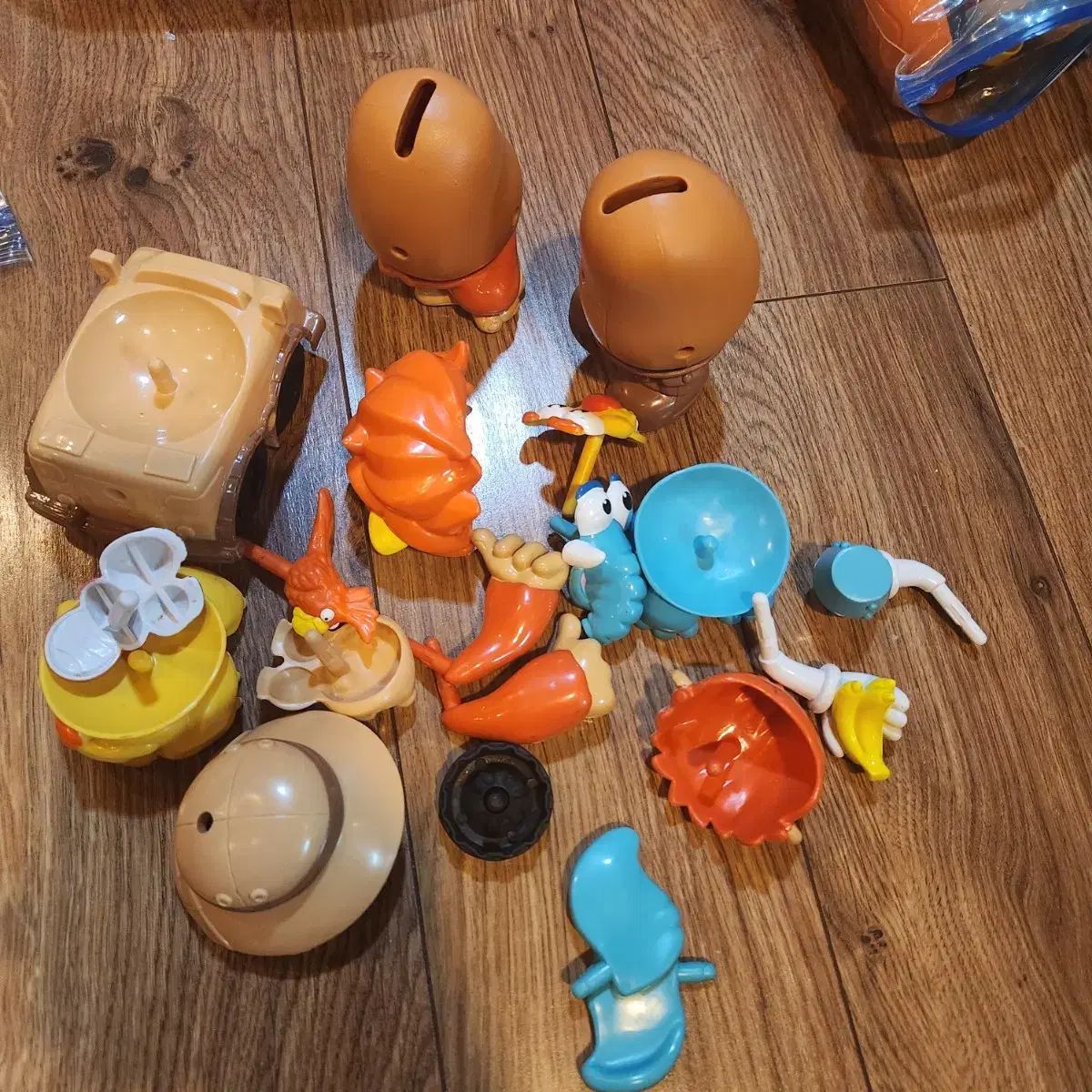 【茶事具】熊川形萩焼茶碗　茶碗A695 茶事具】熊川形萩焼茶碗 茶碗A695