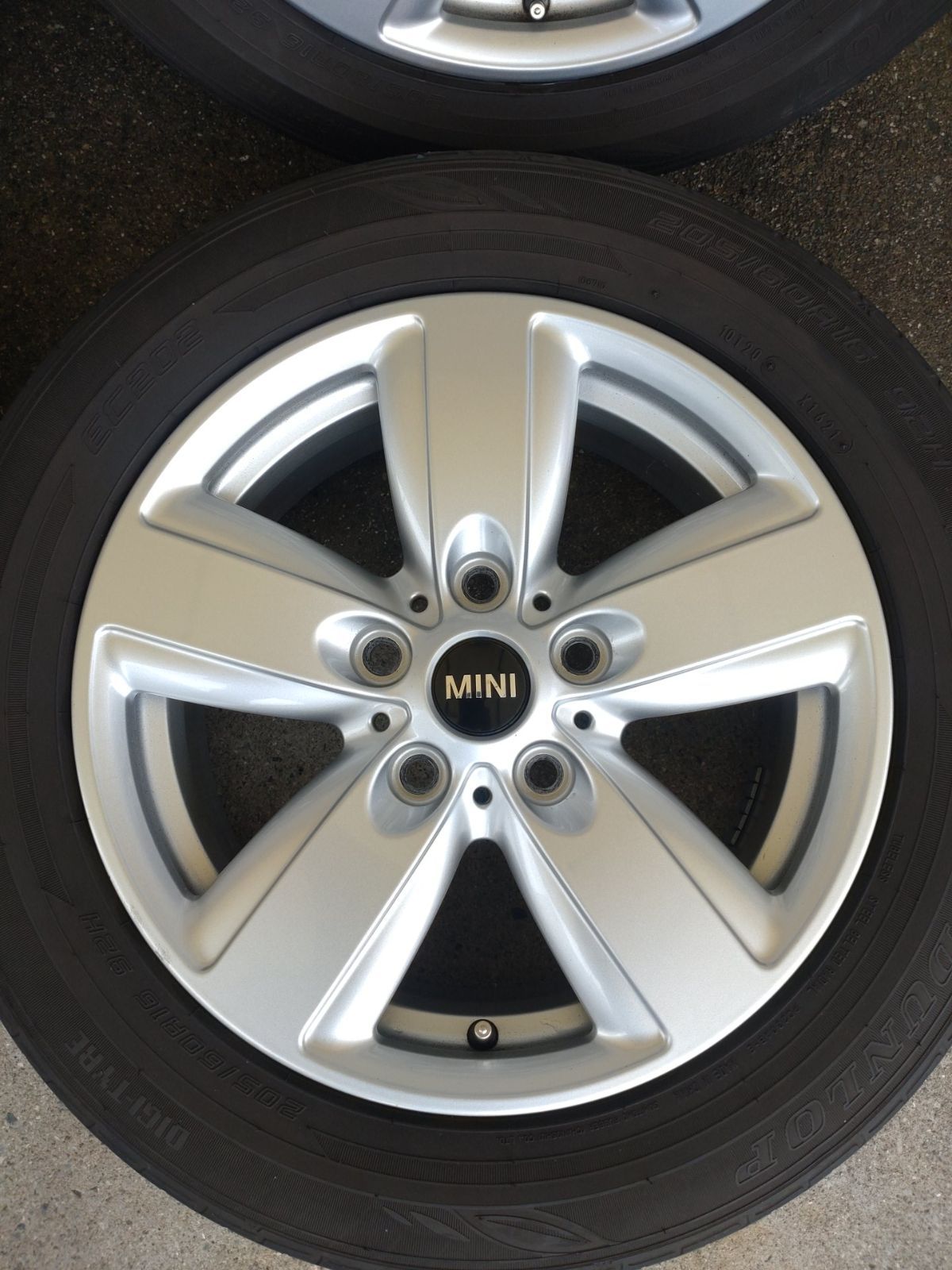 クロスオーバー R60