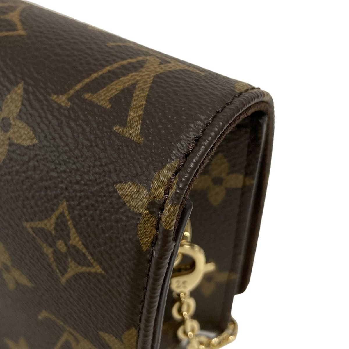 VUITTON