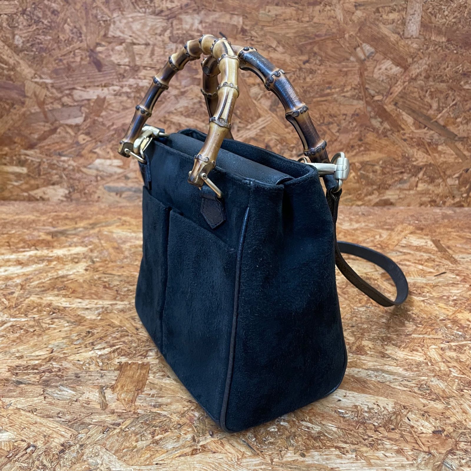 GUCCI グッチ 2way ショルダーバッグ バンブー スエード ブラック GUCCI オールドグッチ バンブー 2way ショルダーバッグ スエード