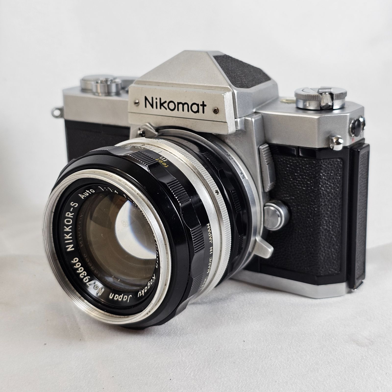 Nikomat 一眼レフカメラ NIKKOR-S Auto 50mm F1.4 ニコマート