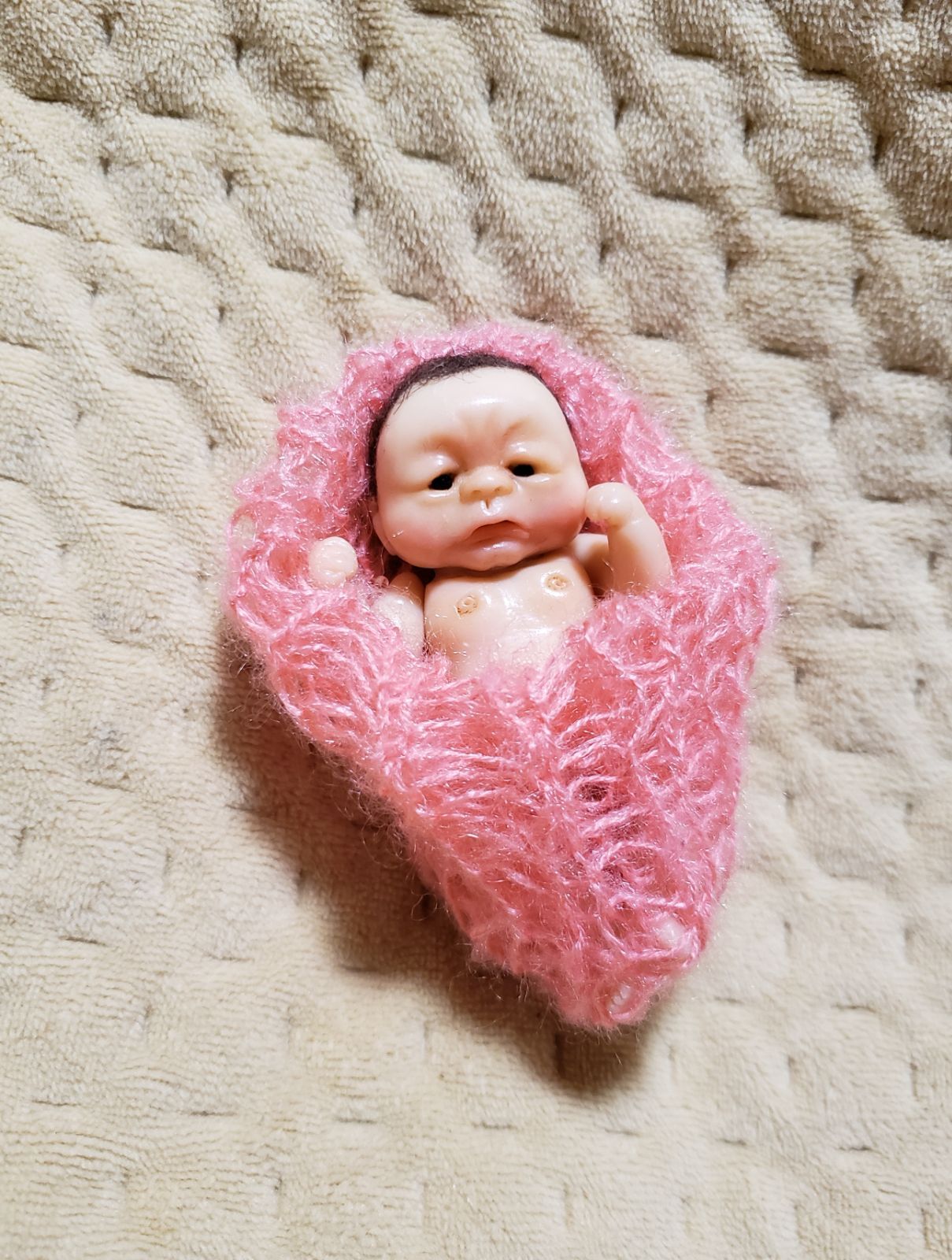 ♡ちょがこさんちで生まれた樹脂粘土ベビーちゃん♡べそかき顔の