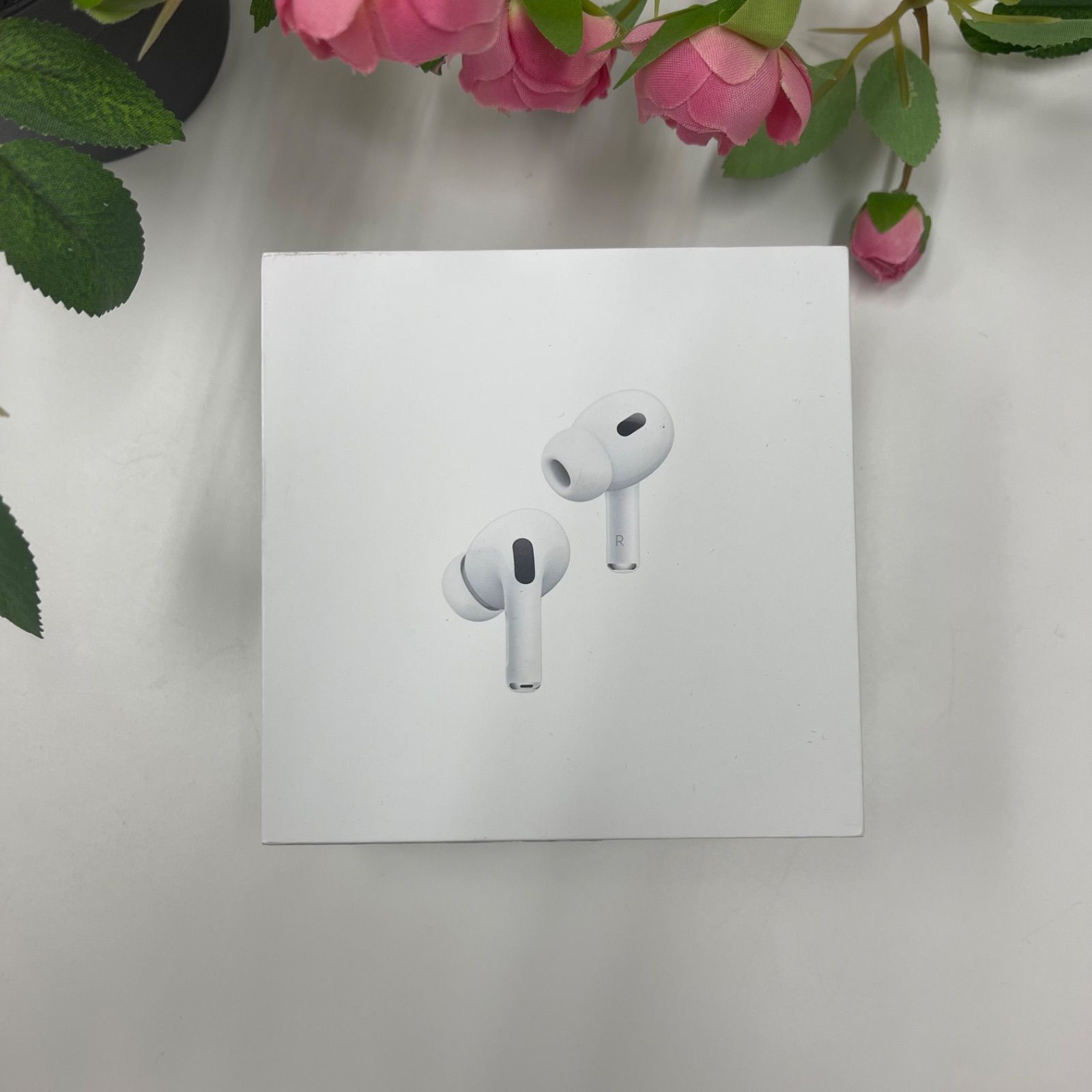 Airpods Pro (第2世代) Magsafe充電ケース(USB-C)村き - メルカリ