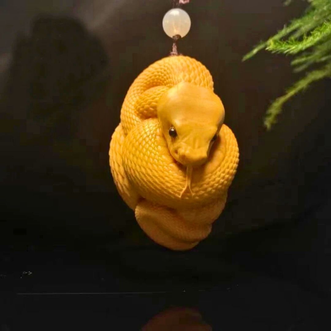 置き配配送】開運 キーホルダー 蛇 木製 彫刻 とぐろを巻く蛇 ヘビ