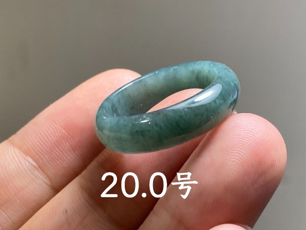 本翡翠　グアテマラ翡翠　龍行天下　新品 0058