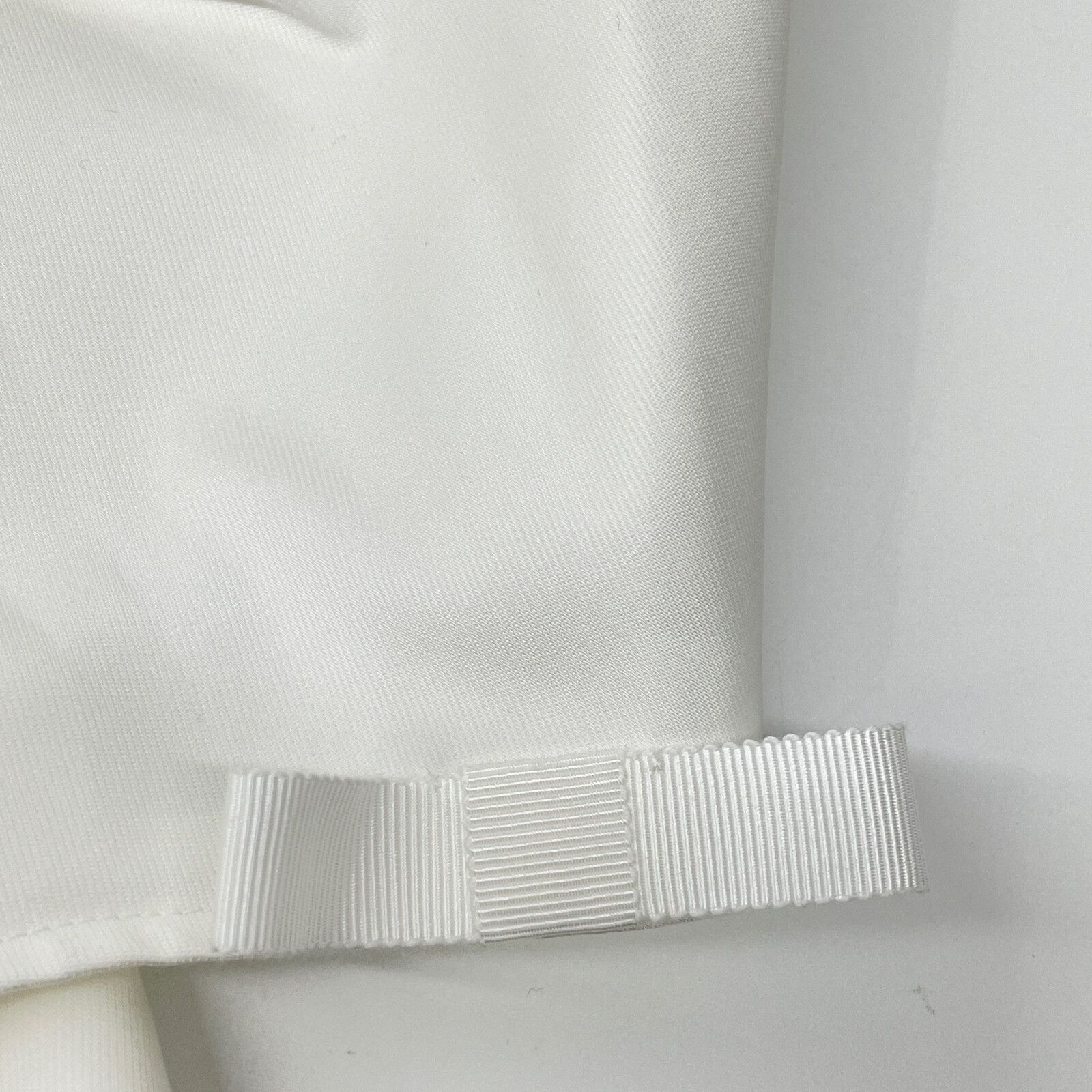 ﾎﾜｲﾄ ﾀﾞﾌﾞﾙｸﾛｽｻﾃﾝ