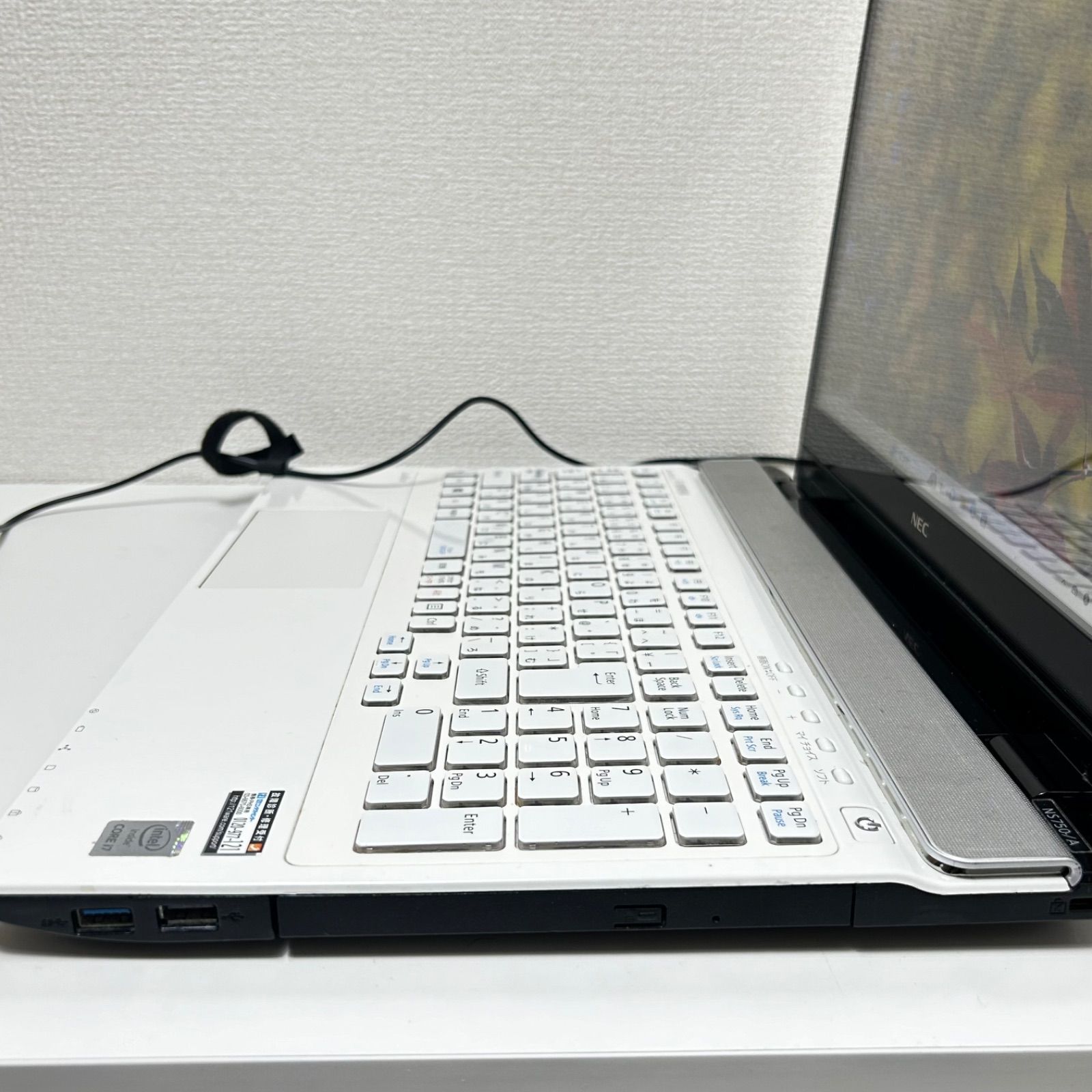 NEC 人気の白！タッチパネル ノートパソコン i7 Office付き SSD256GB メモリ16GB バッテリー交換済(互換用新品) - メルカリ