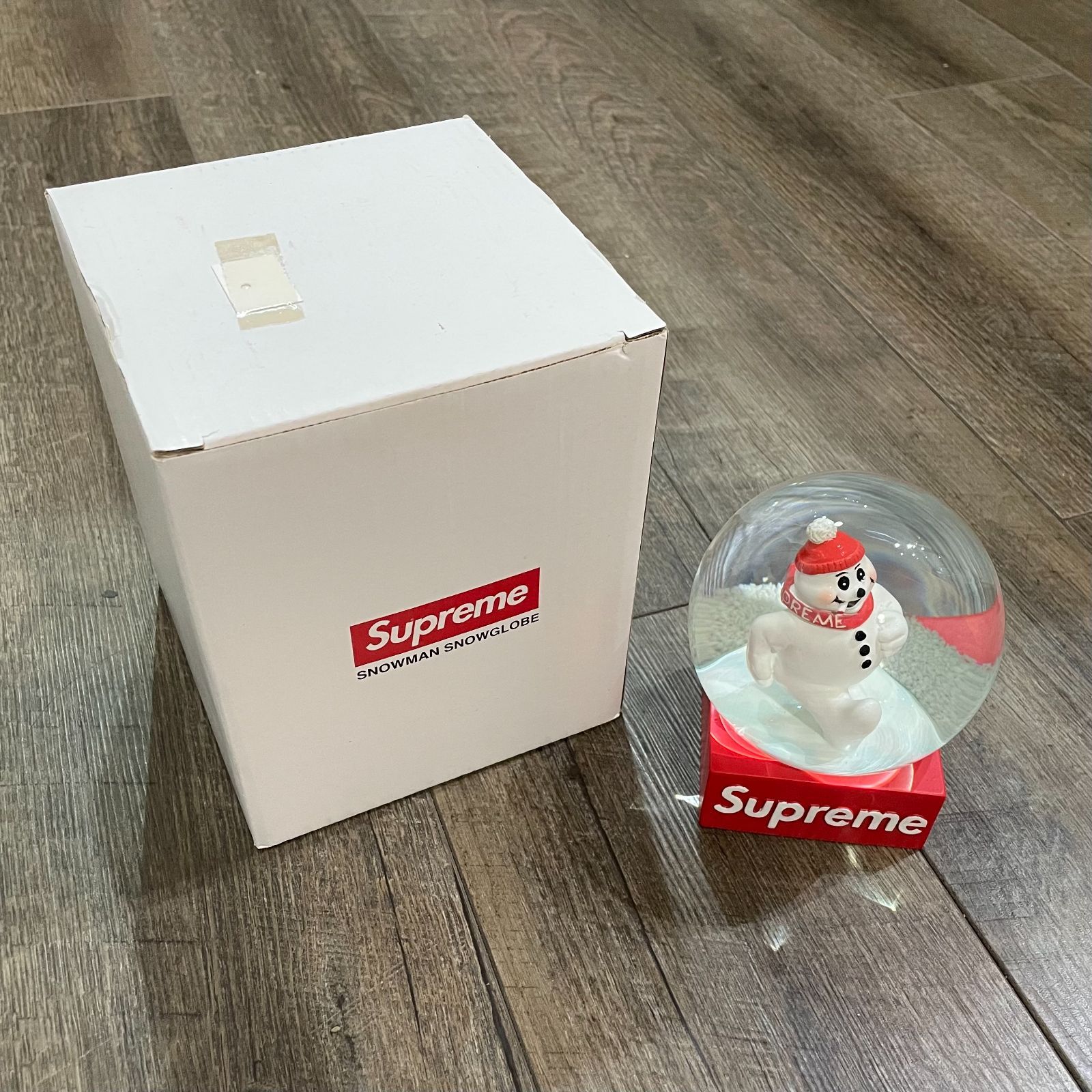 美品 SUPREME 21AW Snowman Snowglobe スノーマン スノーグローブ