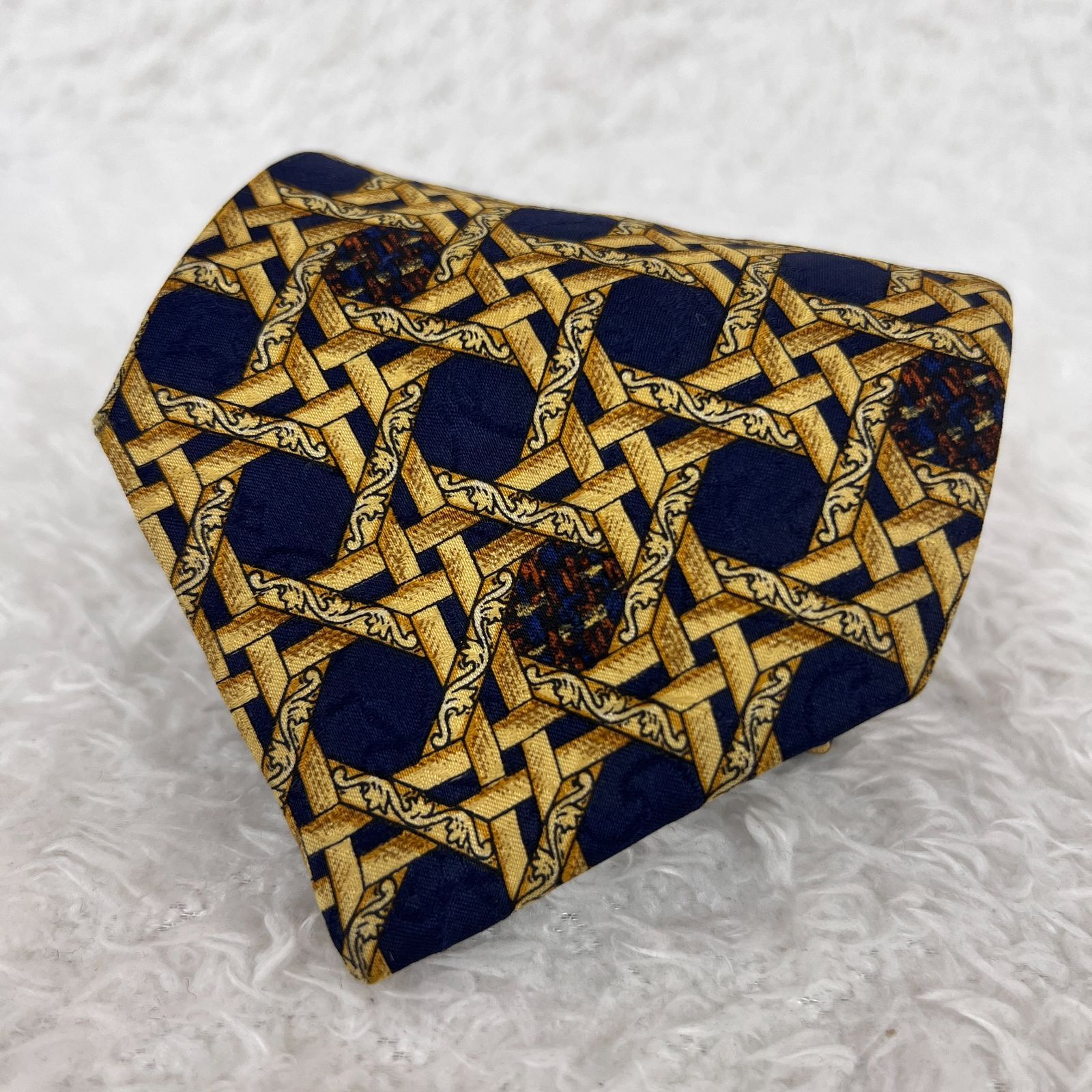 【美品】クリスチャンディオール ネクタイ 高級シルク 総柄 CDロゴ ブラウン 美品》Christian Dior (クリスチャンディオール) シルクネクタイ